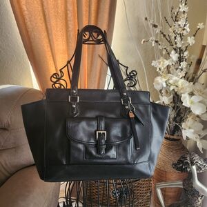 Coach leather shoulder bag